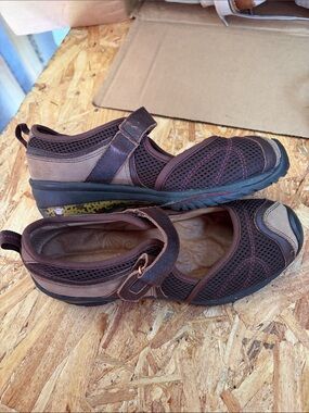 Jambu Brown Mesh Mary Jane Flats